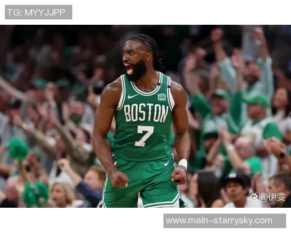 麦坎茨称赞杰伦布朗为后卫攻防一体最佳球员不谈文班与字母 麦坎茨称赞杰伦布朗为后卫攻防一体最佳球员不谈文班与字母