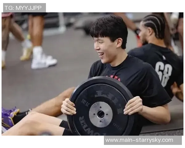 杨瀚森坦言英语表达偶尔失灵未来仍需不断提升语言能力 杨瀚森坦言英语表达偶尔失灵未来仍需不断提升语言能力